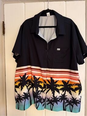 TomboyX Black Short-Sleeve Button-Down Shirt with Multicolor Sunset Palm Print